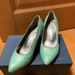 BENEBIS パンプス 美品のサムネイル