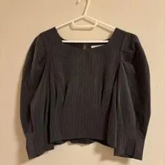 パンプキンポート トップス 春服 パフスリーブ レディース服のサムネイル