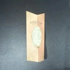 L'OCCITANE NUIT FESTIVE ハンドクリーム