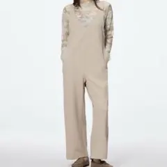 GU サロペットパンツ　ベージュ　Mサイズ