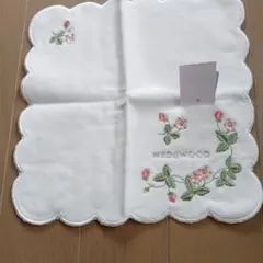 WEDGWOOD タオルハンカチ ホワイト 花柄 刺繍のサムネイル