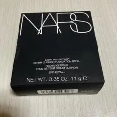 新品★NARS ライトリフレクティングセラムクッションファンデーション　リフィルのサムネイル