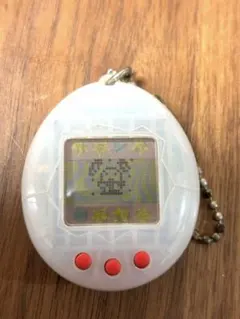 新種発見‼︎ たまごっち　スケルトンホワイト　クリアホワイト　白　26