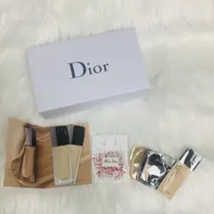 【大人気】DIOR 箱・リボン・入れ物付！試供品セット