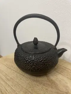 7846 南部鉄器 鉄瓶 急須伝統工芸品 小型 - メルカリ