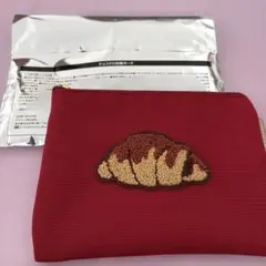 サンマルク　チョコクロ刺繍ポーチ