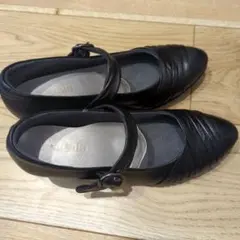 美品 アシックス ペダラ ウェッジヒール ストラップ 黒 23.5EE
