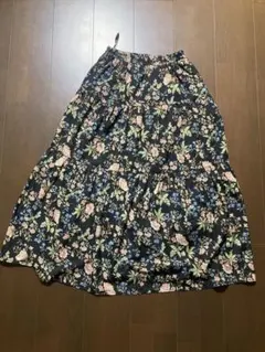 チル　花柄ティアードスカート