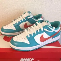 ダンク スニーカー