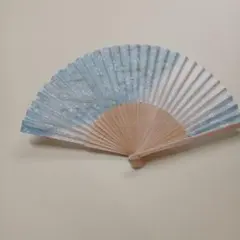 扇子　青と白　水模様と白桜