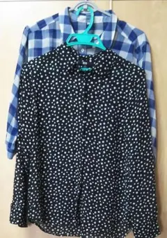 ユニクロ　シアーシャツ　二枚組