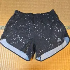 Reebok ショートパンツ M