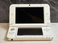 《 ジャンク 》 任天堂 3DSLL ホワイト 本体のみ