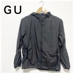 GU ブラック　収納　フード付きジャンパー