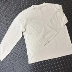 ユニクロ　AIRism 長袖カットソー Sサイズ