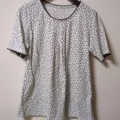 花柄 半袖Tシャツ ホワイト地　花柄　М　綿100% 日本製