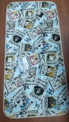 ワンピース　カーペット　90✕185cm ウォンテッド