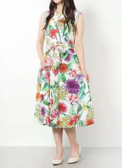 u*d様 新品タグ付きラナン　花柄ワンピース　ジャージ素材　M