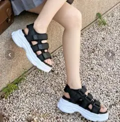 ＜ストレスフリー＞ 軽量厚底高反発クッションソールベルクロ スポーツサンダルのサムネイル