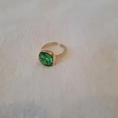 Item thumbnail for item 5aabdedc-0f9a-459d-a6a1-fc5588abc6be