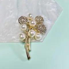 輝く ラインストーン パールブローチ フォーマル 入学式 卒業式