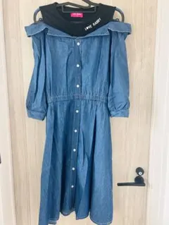 LOVE RABBY オフショルダー デニムワンピースのサムネイル