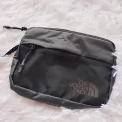 【未使用級】ノースフェイス グラムポーチS NM32363 黒 トラベル 小物