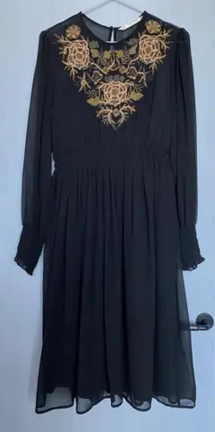ZARA 刺繍シアーワンピース