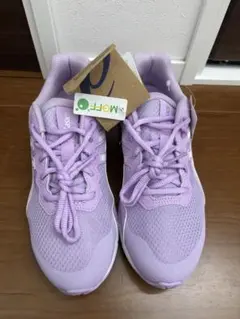 【新品未使用】アシックス　スニーカー24.0cm 白底