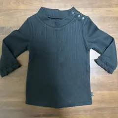 黒いリブ編み長袖カットソー