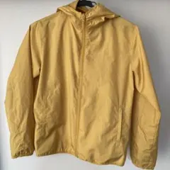 ユニクロ　からし色　フード付き ジャケット