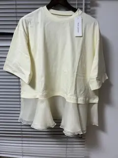 Riche glamour 裾フリル 半袖Tシャツのサムネイル