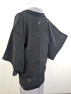 【アンティーク】羽織 正絹 一つ紋 エ霞 金刺繍 地紋 身丈81 裄63 黒