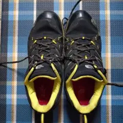 THE NORTH FACE トレッキングシューズ NF00CDG3のサムネイル