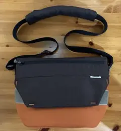 Item thumbnail for item e047b8a0-84c3-4572-8183-15f70144272b