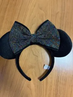 ミニー風カチューシャ　ビジュー付き　黒