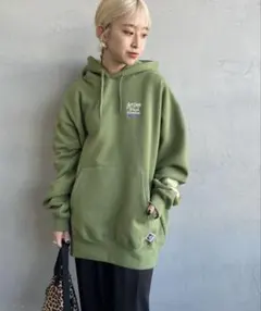 BEN DAVIS パーカー