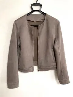 ノーカラー ブルゾン