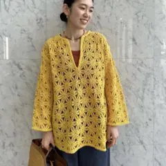 美品　MACPHEE マカフィー レース編みトップス イエロー トゥモローランドのサムネイル