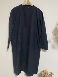 無印良品　ブラックワンピース