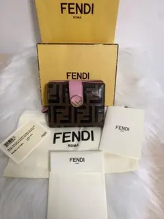 美品！定価6万！FENDI 財布