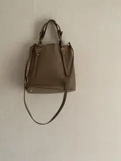 ZARA ショルダーバック　ベージュ