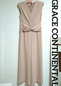 美品✮GRACE　CONTINENTAL　美シルエットの上品サロペット　ベージュ