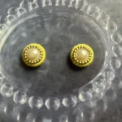 260417-1‪ꫛꫀꪝ レモンイエロー刺繍カボションピアス（イヤリング可）