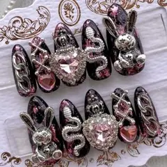 ネイルチップ 量産型 地雷 サブカル 天使界隈 黒 ピンク うさぎ 蛇 ハート