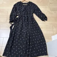 ナノユニバース　花柄ロングワンピース 黒 七部袖　フリーサイズ