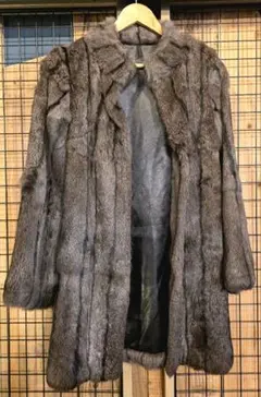 ​極美品 リアルラビットファーコート 本毛皮 5つ星 高品質 グレー ストライプ
