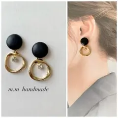 ＊ブラックレザー　ゴールドリング＊ハンドメイド　ピアス　イヤリング