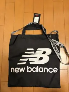 ニューバランス マルチトートバッグのサムネイル