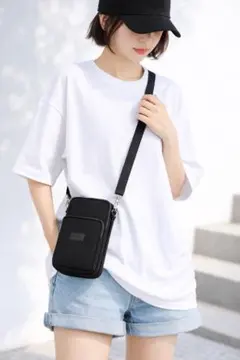 【新品】ショルダーバッグ　お財布ポシェット スマホケース 軽量　コンパクト